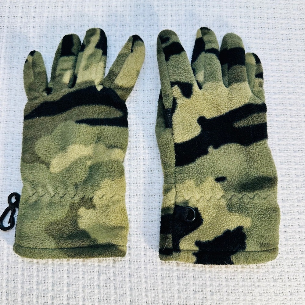 Old Navy‎ Kids Camo Fleece Gloves S M Winter Warmth Outdoor Play
